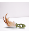 Jouet avec plume pour chat.