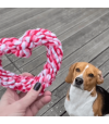 Jouet coeur en corde pour chien.