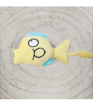 Jouet poisson jaune avec herbe à chat pour chat.