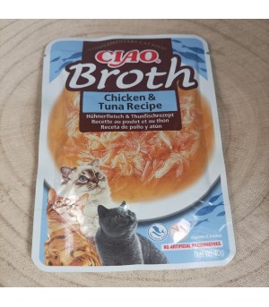 Bouillon au poulet et thon pour chat.