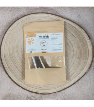 Bois de cerf tranché taille M saveur poulet rôti pour chien.