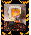 Box halloween friandise, balle, mastication et bandana pour chien.