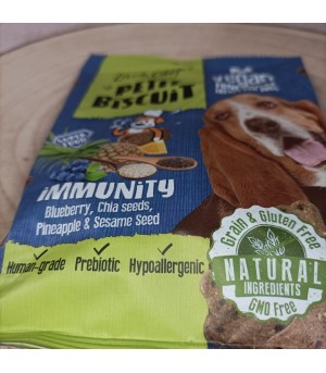 Biscuit aux baies pour chien.